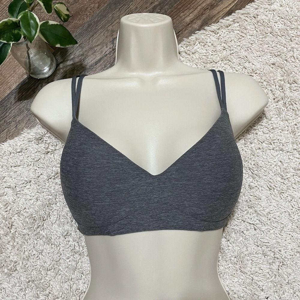 Aerie Women's Gray bikinis top